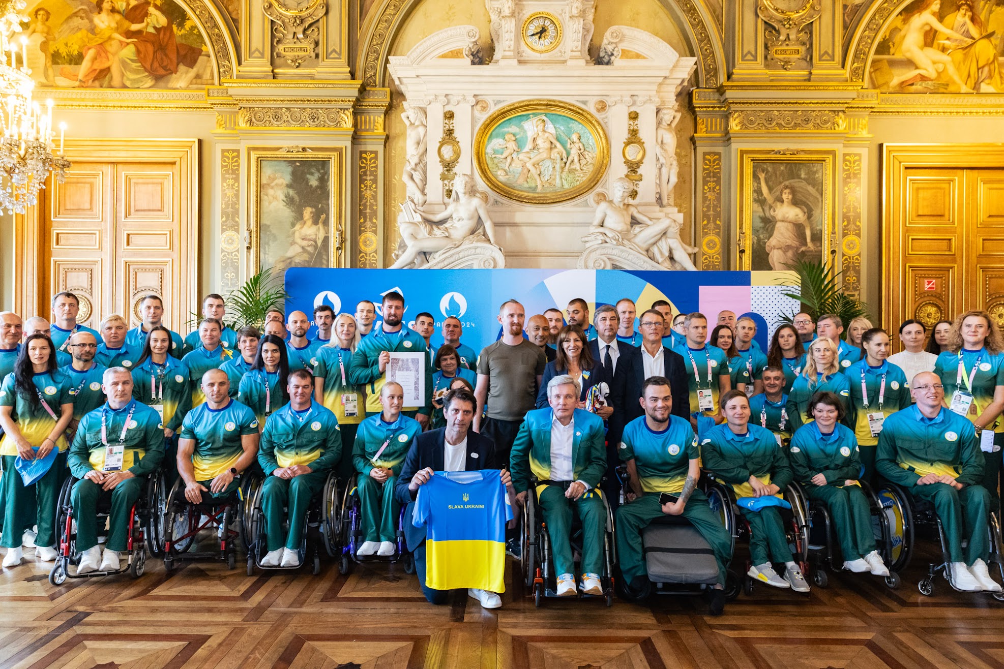 Accueil exceptionnel des athlètes paralympiques ukrainiens par la maire de Paris