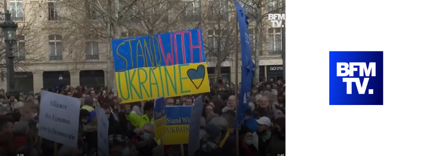 « Non à la guerre »: 16.000 personnes ont manifesté à Paris en soutien au peuple ukrainien